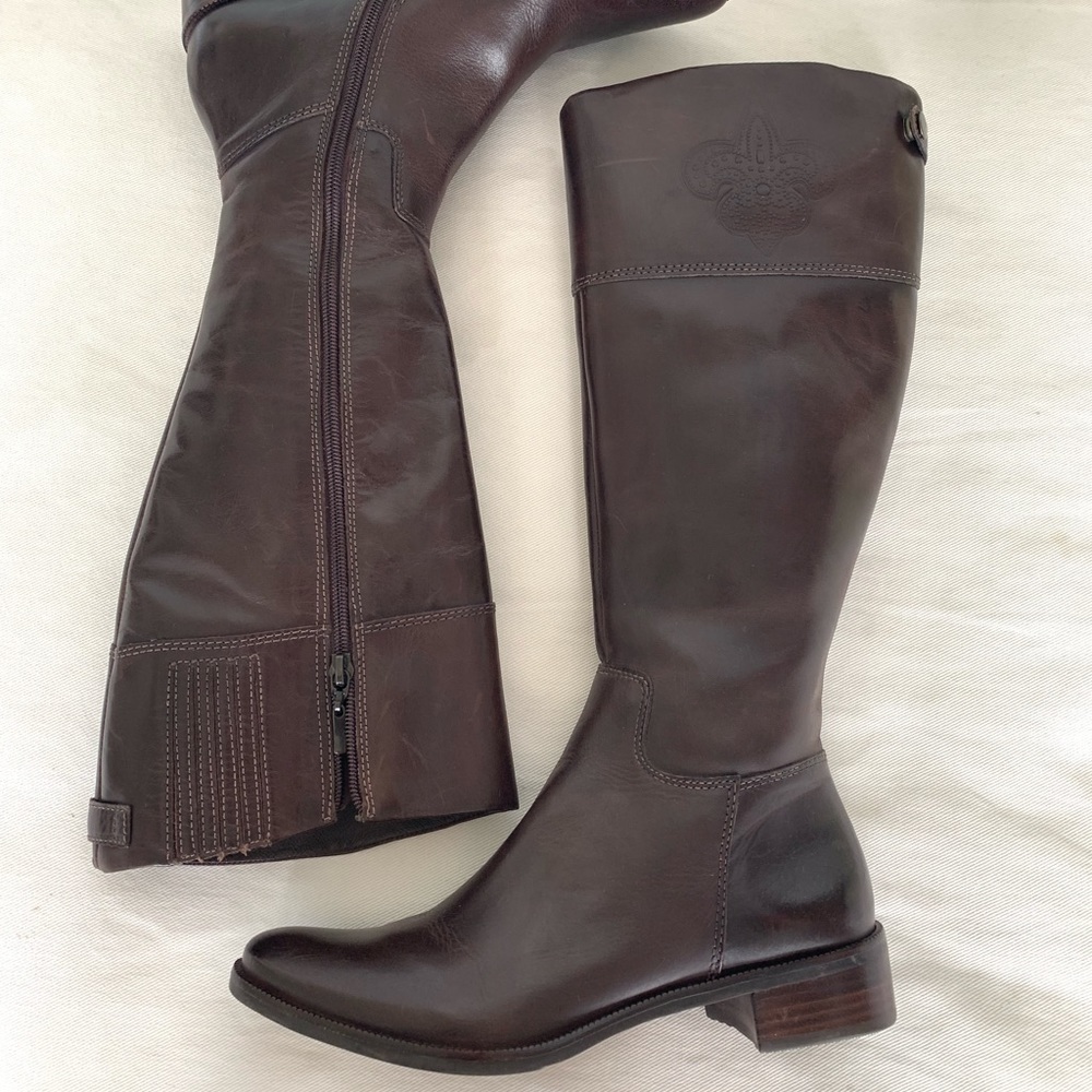 BUCKINGHAM BRAZILIAN BROWN KNEE HIGH BOOTS 👢!!!!!